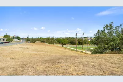 711-3 Avenue N, Marble Falls, TX 78654 - Photo 5