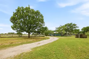 600 Eastview Dr, Georgetown, TX 78626 - Photo 29