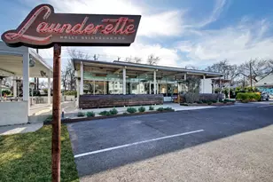 2705 E 2nd St, Austin, TX 78702 - Photo 35