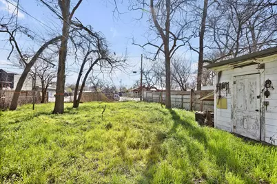 2705 E 2nd Street, Austin, TX 78702 - Photo 23