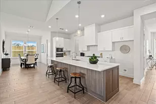 19733 Helens Catch Dr, Pflugerville, TX 78660 - Photo 5