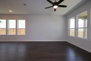 113 Marisol Bnd, Georgetown, TX 78626 - Photo 11