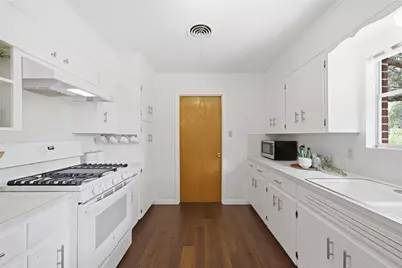 11605 N Oaks Drive, Austin, TX 78753 - Photo 9