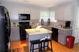 2306 Raintree Path, Round Rock, TX 78664 - Photo 3