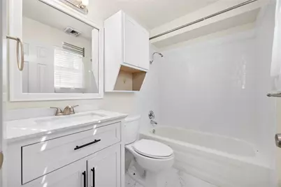 1110 W 22nd Street #2, Austin, TX 78705 - Photo 15