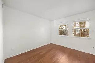 1110 W 22nd St, Austin, TX 78705 - Photo 11