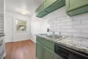 1110 W 22nd St, Austin, TX 78705 - Photo 7