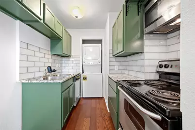 1110 W 22nd Street #2, Austin, TX 78705 - Photo 5