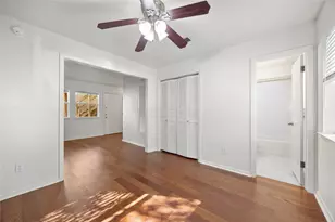 1110 W 22nd St, Austin, TX 78705 - Photo 13