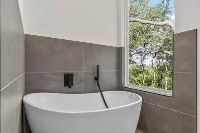 248 Kaukonahua Lane, Bastrop, TX 78602 - Photo 17