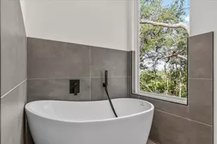 248 Kaukonahua Ln, Bastrop, TX 78602 - Photo 17