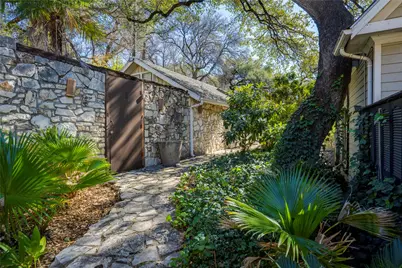 1603 Shoal Creek Boulevard #C, Austin, TX 78701 - Photo 21