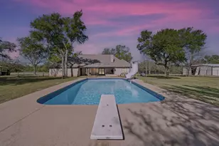 28 Country Oaks Dr, Buda, TX 78610 - Photo 1