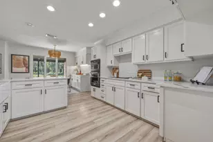 28 Country Oaks Dr, Buda, TX 78610 - Photo 1