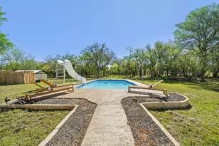 28 Country Oaks Dr, Buda, TX 78610 - Photo 11