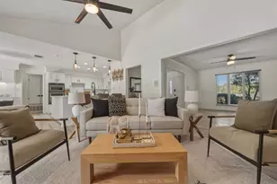 28 Country Oaks Dr, Buda, TX 78610 - Photo 9