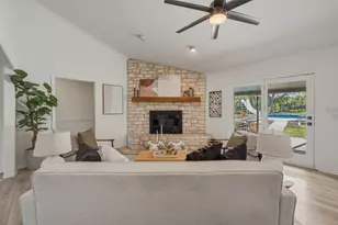 28 Country Oaks Dr, Buda, TX 78610 - Photo 23