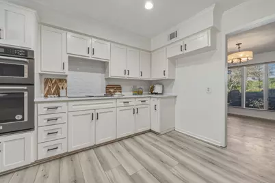 28 Country Oaks Drive, Buda, TX 78610 - Photo 11