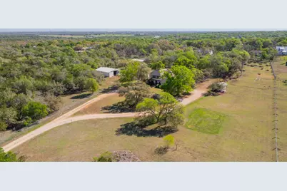 28 Country Oaks Drive, Buda, TX 78610 - Photo 7