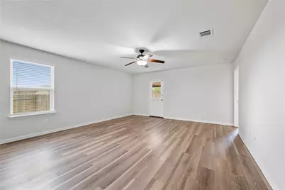 221 Koontz Loop, Jarrell, TX 76537 - Photo 9