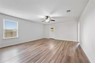 221 Koontz Loop, Jarrell, TX 76537 - Photo 9