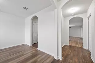 221 Koontz Loop, Jarrell, TX 76537 - Photo 5