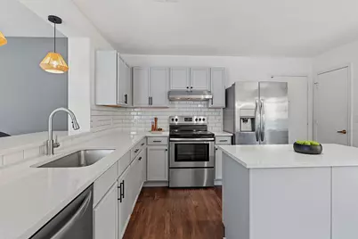 5407 Viewpoint Drive, Austin, TX 78744 - Photo 11