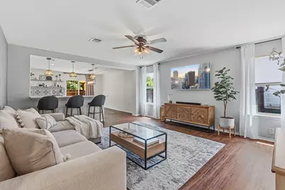 5407 Viewpoint Drive, Austin, TX 78744 - Photo 5