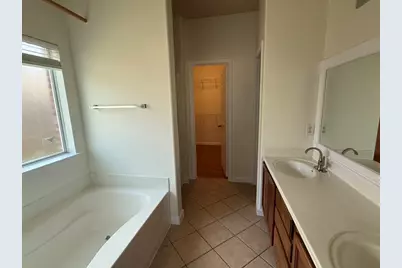 4328 Hidden Park Drive, Pflugerville, TX 78660 - Photo 9