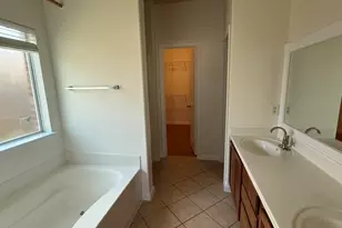 4328 Hidden Park Dr, Pflugerville, TX 78660 - Photo 9