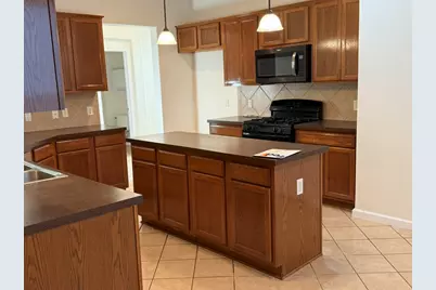 4328 Hidden Park Drive, Pflugerville, TX 78660 - Photo 5