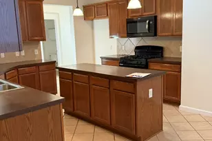 4328 Hidden Park Dr, Pflugerville, TX 78660 - Photo 5