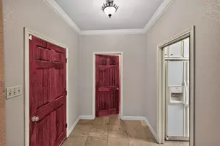 421 W Market St, Lockhart, TX 78644 - Photo 25