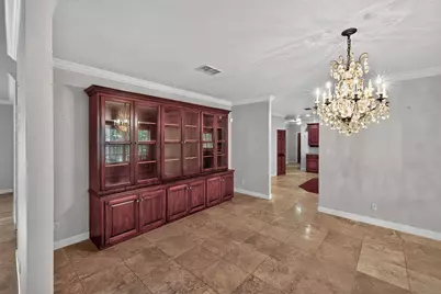 421 W Market Street, Lockhart, TX 78644 - Photo 13