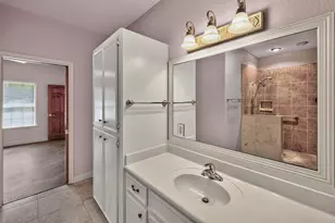 421 W Market St, Lockhart, TX 78644 - Photo 31