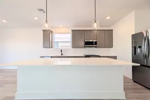 206 Kislingbury Ln, Kyle, TX 78640 - Photo 5
