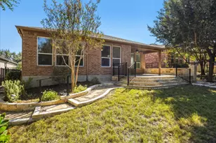325 Bartlett Peak Dr, Georgetown, TX 78633 - Photo 35