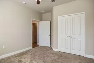 325 Bartlett Peak Dr, Georgetown, TX 78633 - Photo 29