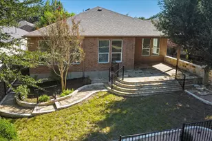 325 Bartlett Peak Dr, Georgetown, TX 78633 - Photo 33