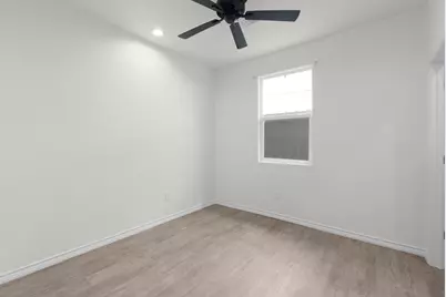 870 & 872 Waco Street, Kingsland, TX 78639 - Photo 25