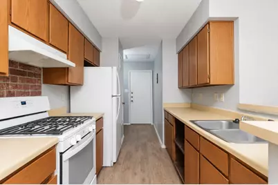 6801 Stonleigh Place #B, Austin, TX 78744 - Photo 7