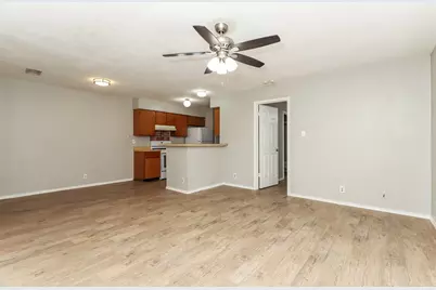 6801 Stonleigh Place #B, Austin, TX 78744 - Photo 3