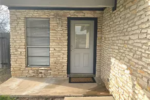 15208 Spring Hill Ln, Pflugerville, TX 78660 - Photo 3