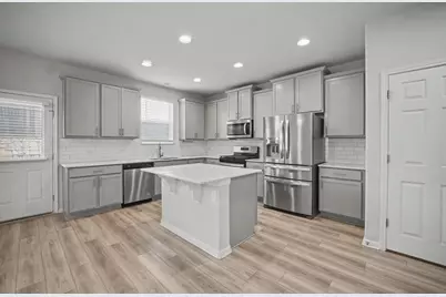 10807 Sentinel Drive, Austin, TX 78747 - Photo 5