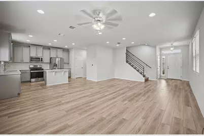 10807 Sentinel Drive, Austin, TX 78747 - Photo 3