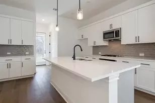 440 Burlington Dr, Buda, TX 78610 - Photo 5