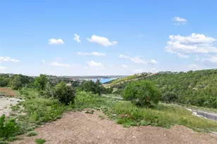 955 Flagtop Ct, Lakeway, TX 78738 - Photo 1