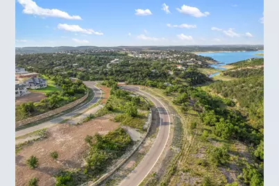 955 Flagtop Court, Lakeway, TX 78738 - Photo 17