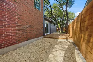 12706 Possum Hollow Dr, Austin, TX 78729 - Photo 31