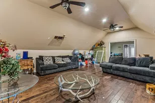 10111 Signal Hill Rd, Austin, TX 78737 - Photo 23